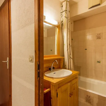 Confortable A - 6 Pers, Wifi, Parking, Proche Pistes - Fr-1-818-14 La Clusaz
