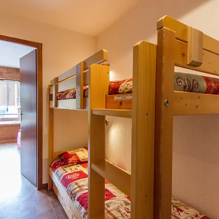 Apartment Confortable A - 6 Pers, Wifi, Parking, Proche Pistes - Fr-1-818-14 La Clusaz